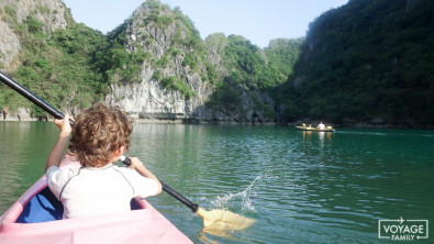 kayak baie d'halong vietnam